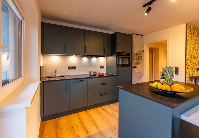Apartment in Zell am See - Tevini Alpine Apartments - Glocknerblick Apartment in Zell am See - Tevini Alpine Apartments - Glocknerblick