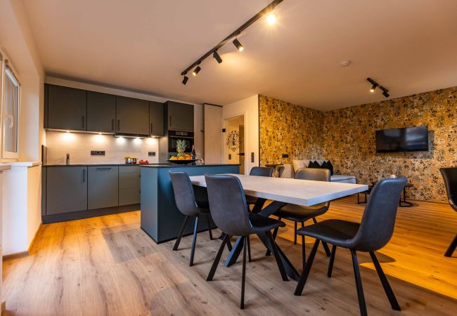Apartment in Zell am See - Tevini Alpine Apartments - Glocknerblick Apartment in Zell am See - Tevini Alpine Apartments - Glocknerblick