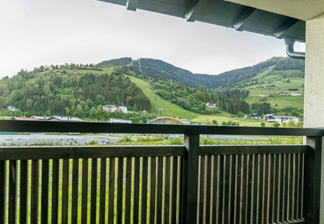 Apartment in Zell am See - Tevini Alpine Apartments - Schmittenblick Apartment in Zell am See - Tevini Alpine Apartments - Schmittenblick
