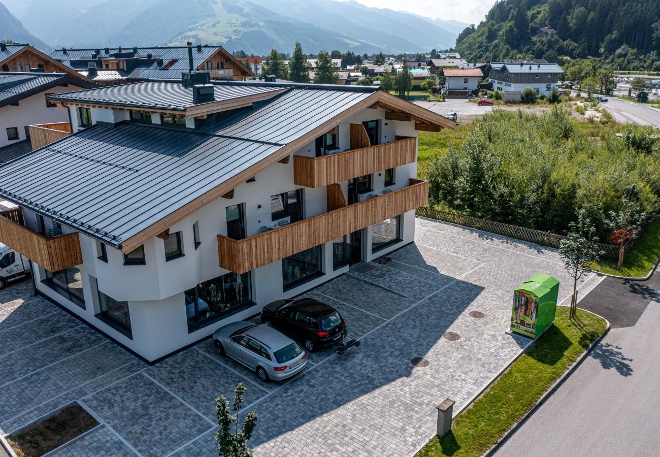 Apartment in Zell am See - Tevini Boutique Suites - Apartment Fire