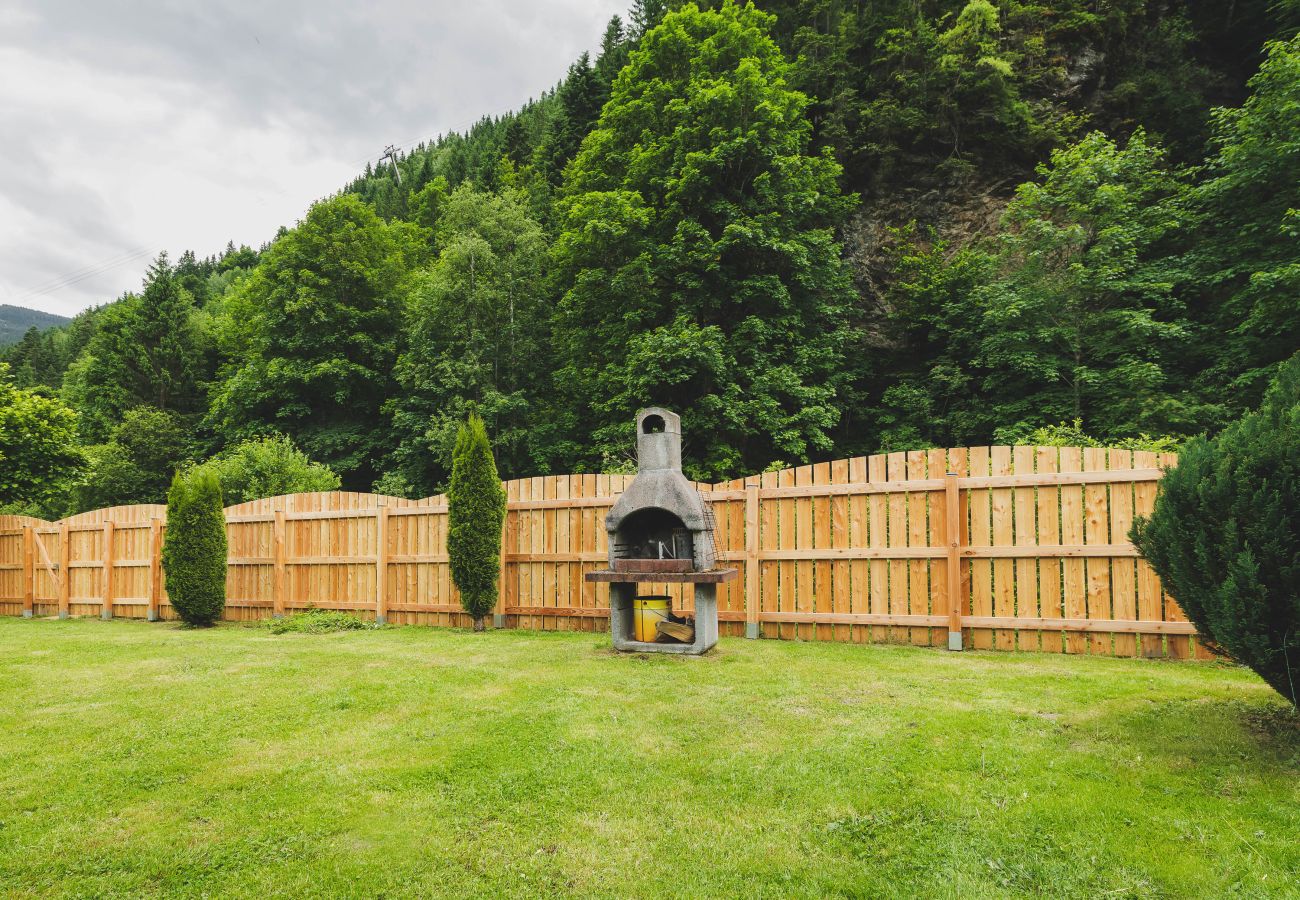 Chalet in Zell am See - Landhaus Molly
