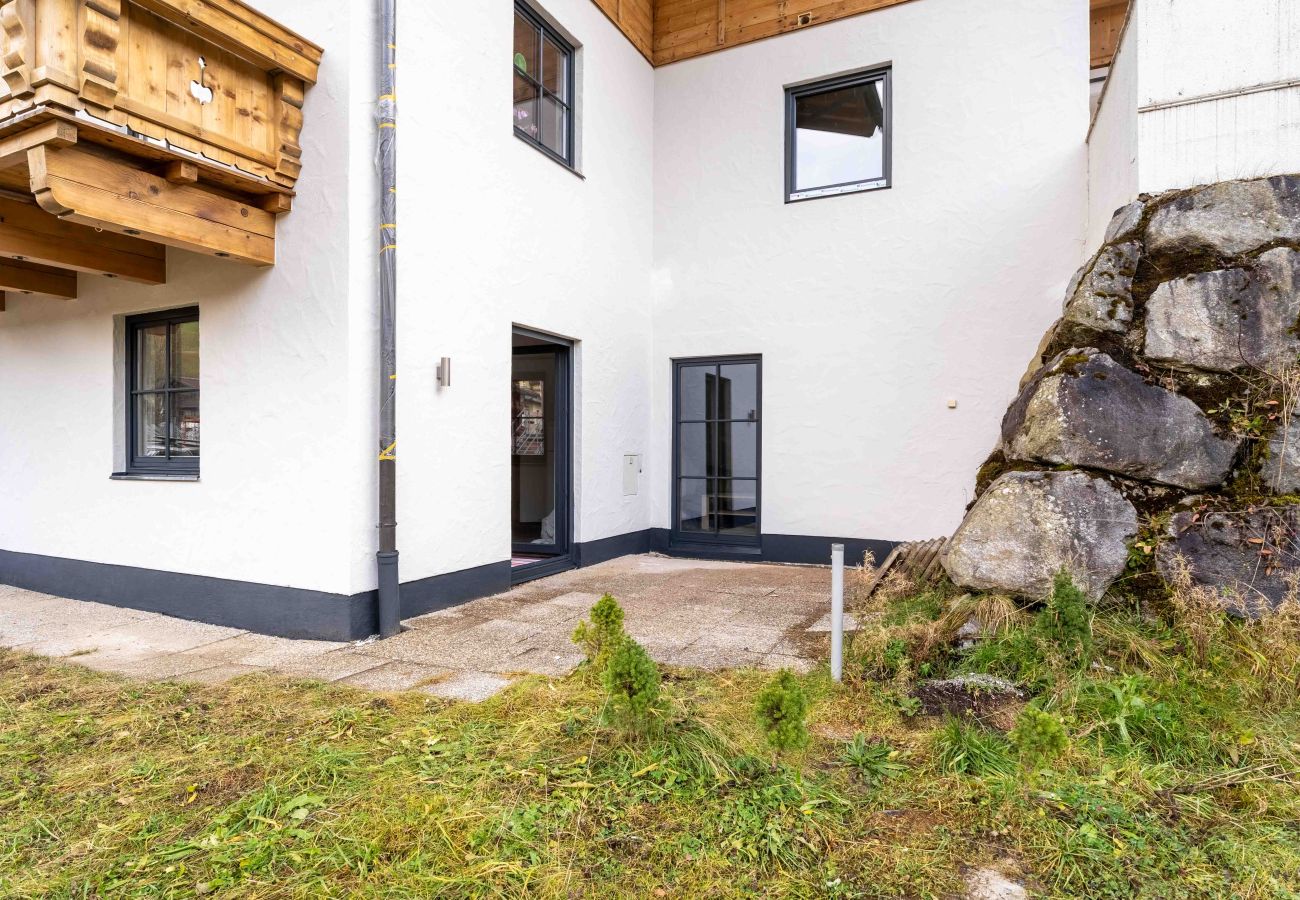 Apartment in Saalbach - Alpenglück Apartments - 1