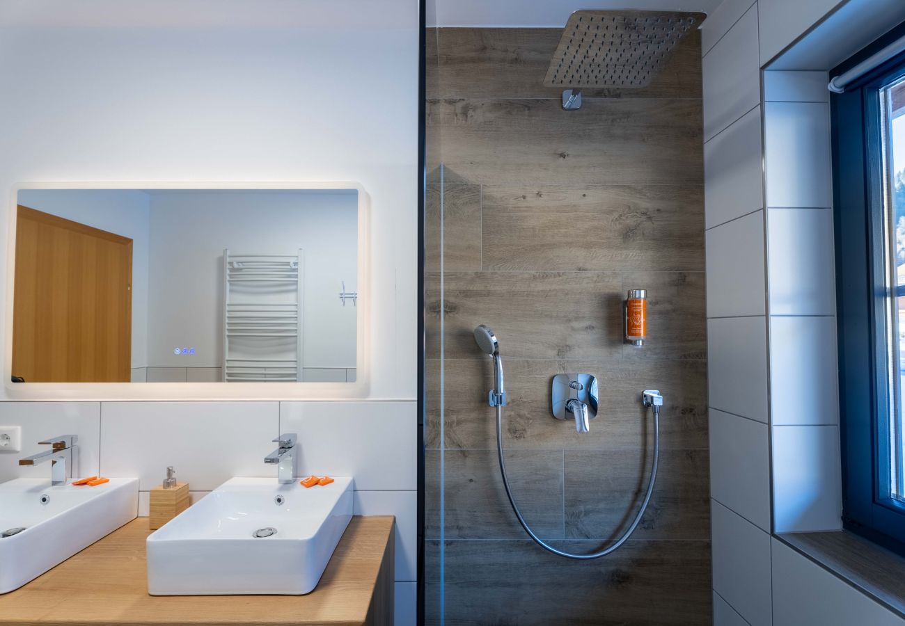 Apartment in Saalbach - Alpenglück Apartments - 1