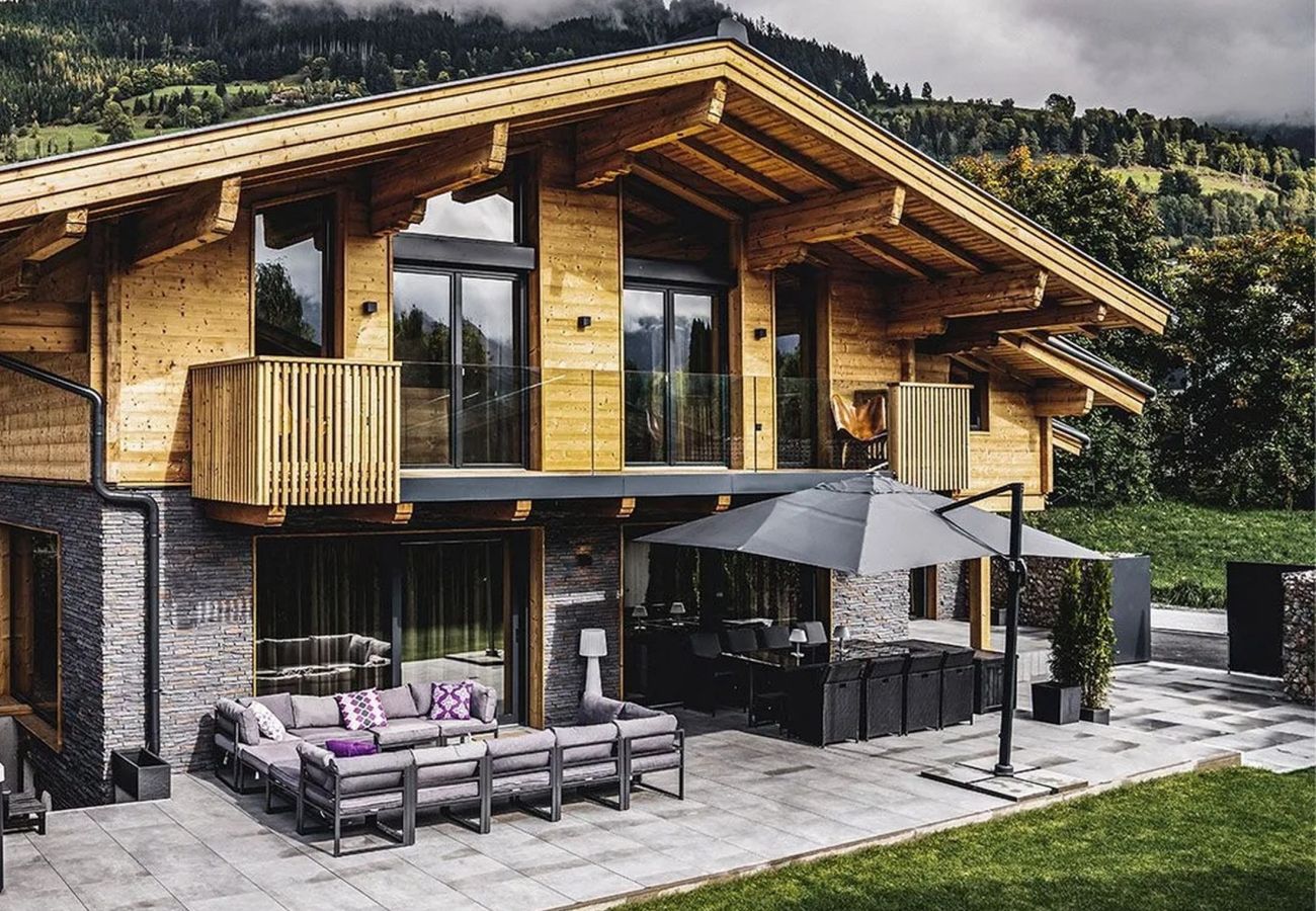 Chalet in Piesendorf - Chalet Amadeus