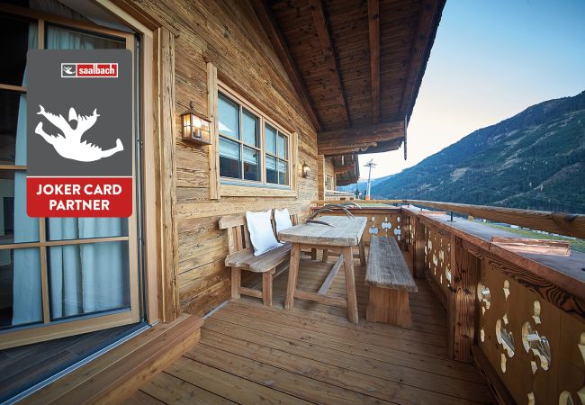 Chalet in Saalbach - Panorama Chalets - Chalet Kristall