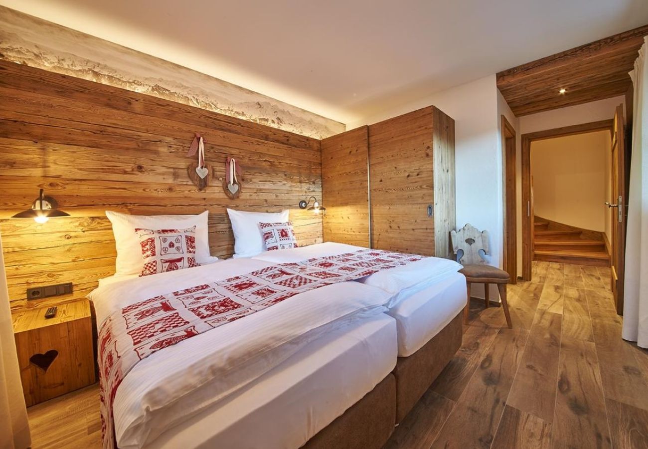 Chalet in Saalbach - Panorama Chalets - Chalet Kristall