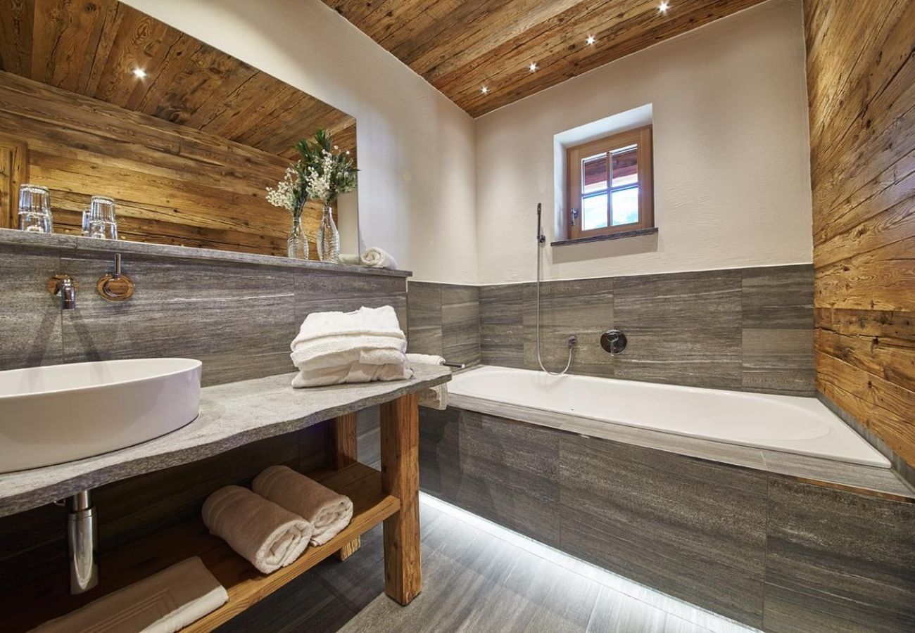 Chalet in Saalbach - Panorama Chalets - Chalet Smaragd