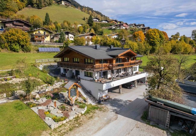 Apartment in Piesendorf - Loanahof Appartements - Tamara