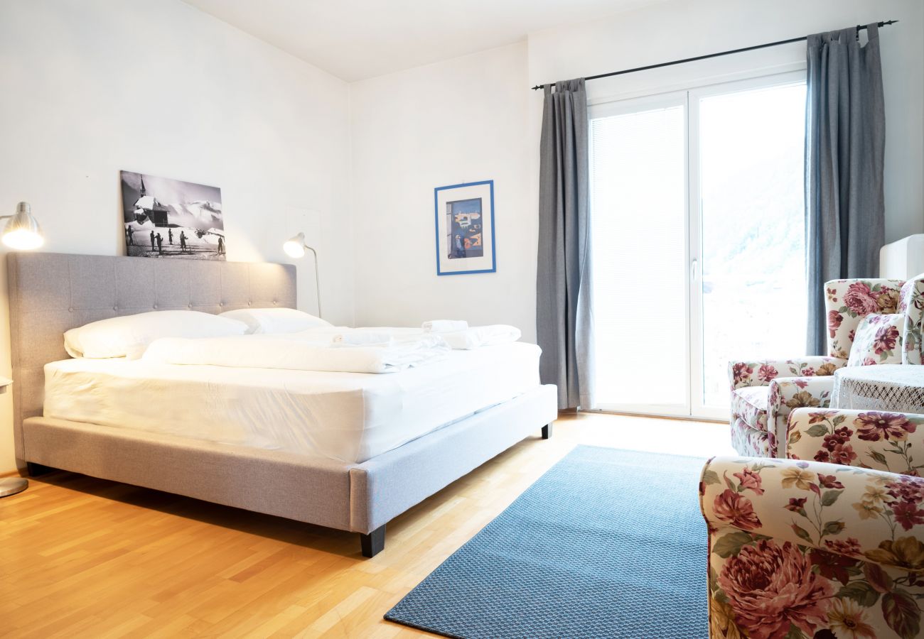 Stylish holiday apartment in the center of Zell am See with private parking space | Living Eden