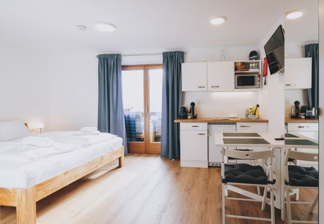 Studio in Zell am See - Apartments Haus Altenberger #1 Studio Studio in Zell am See - Apartments Haus Altenberger #1 Studio