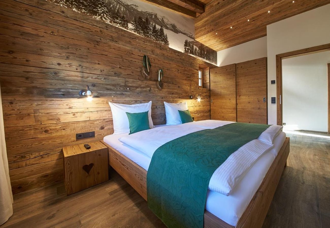 Chalet in Saalbach - Panorama Chalets - Chalet Kristall