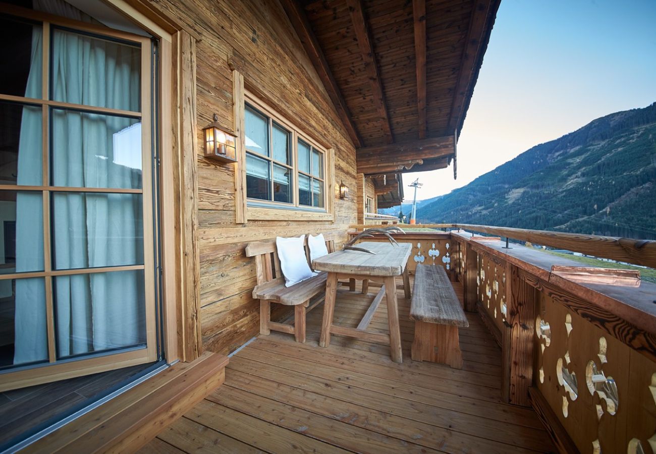 Chalet in Saalbach - Panorama Chalets - Chalet Kristall