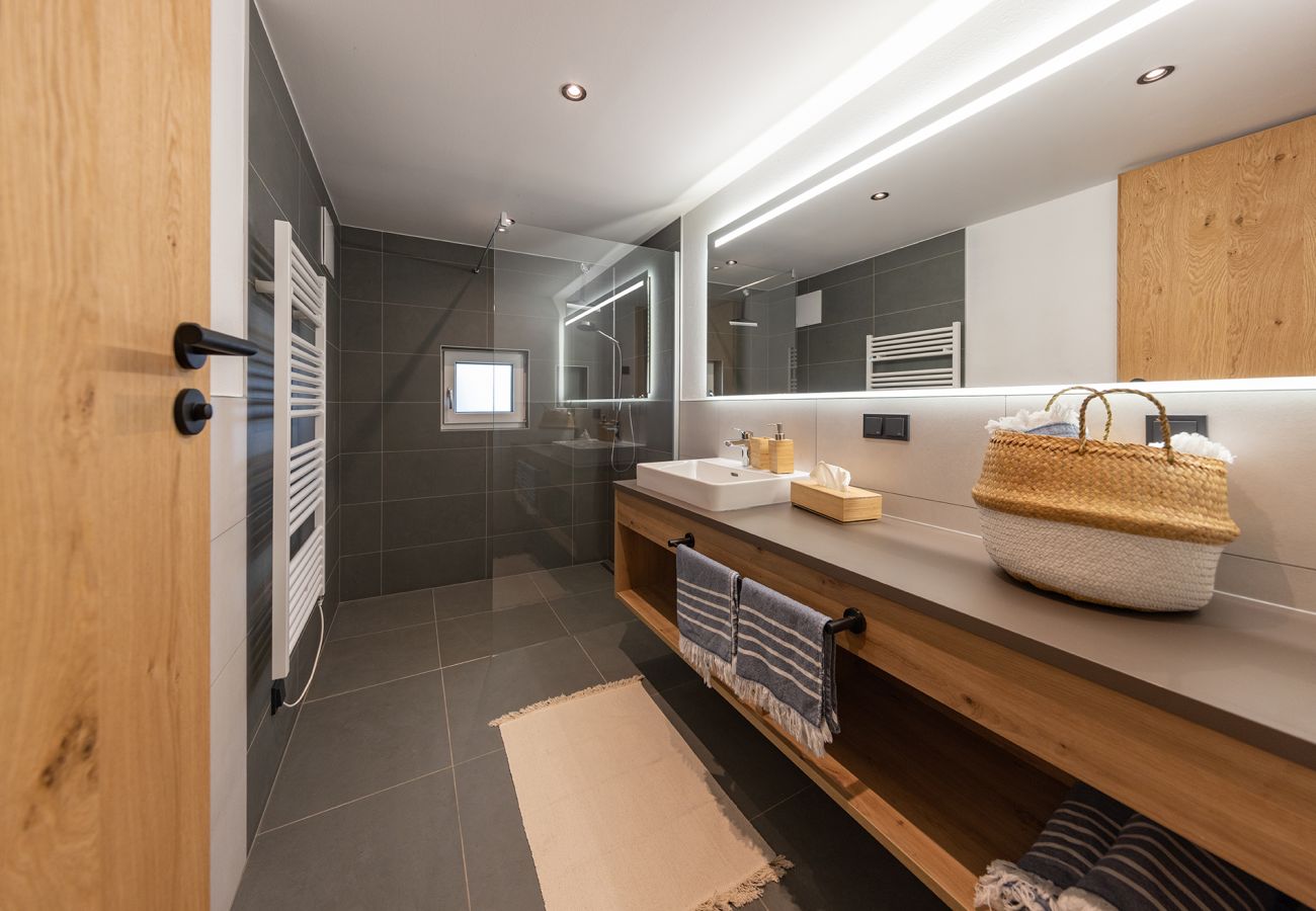 Appartement in Bruck an der Großglocknerstraße - Lennis Apartments - Top 2