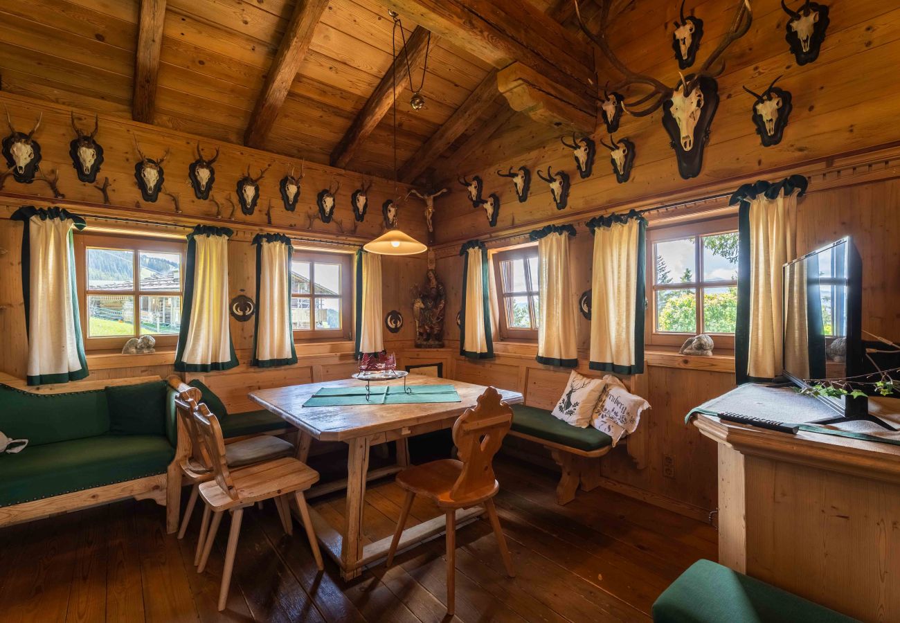 Chalet in Saalbach - Panorama Alm Chalet - Jägersruh Eins