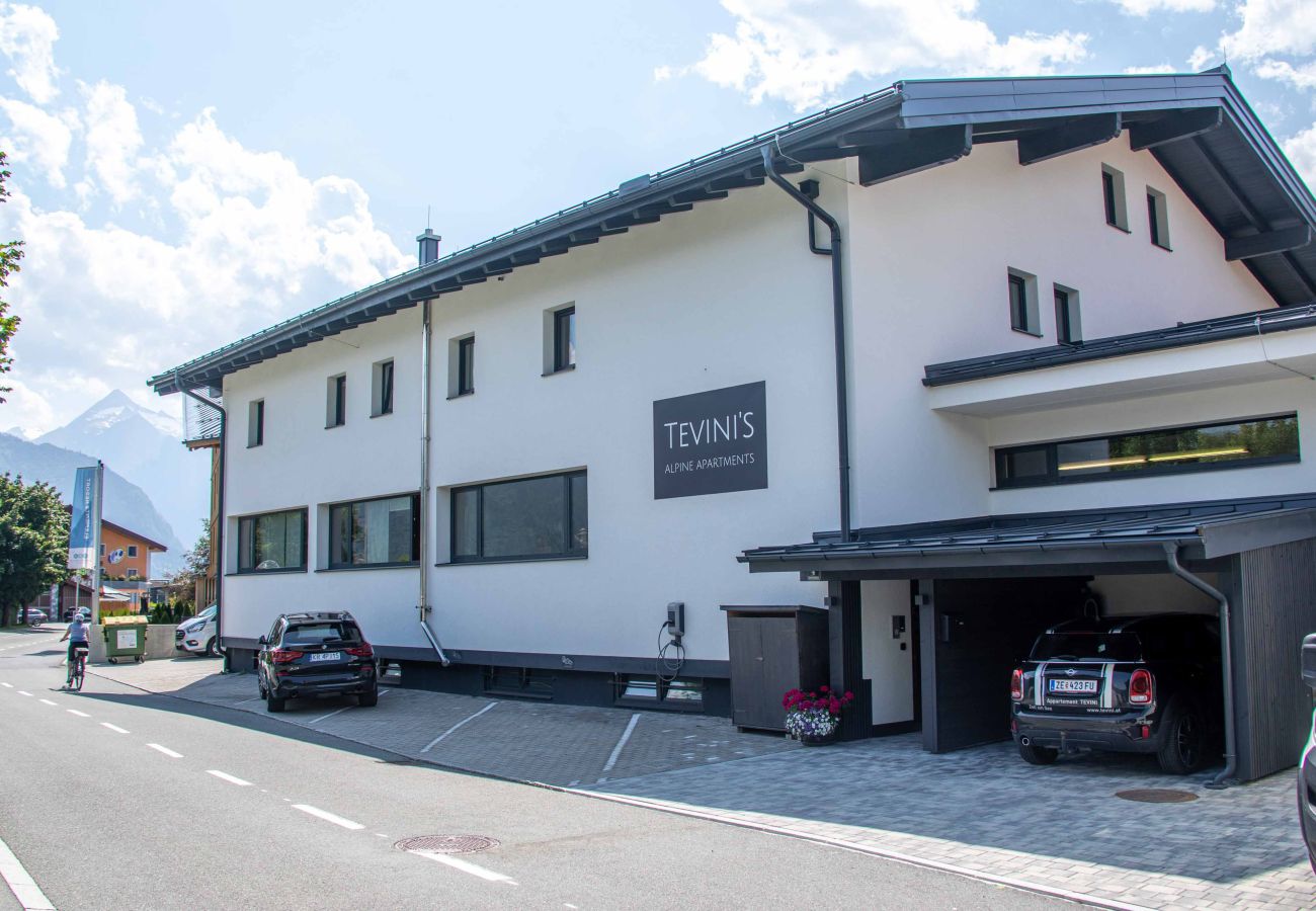 Ferienwohnung in Zell am See - Tevini Alpine Apartments - Glocknerblick