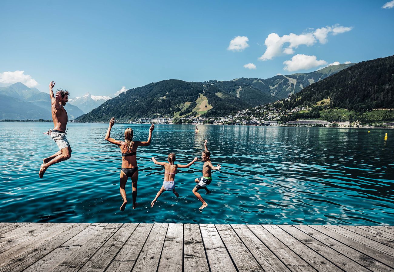 Ferienwohnung in Zell am See - Tevini Alpine Apartments - Glocknerblick