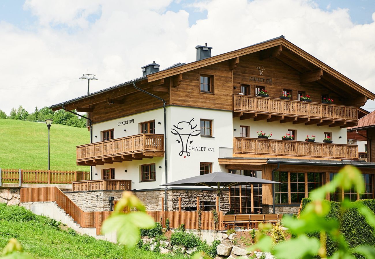 Ferienwohnung in Kaprun - Chalet Evi - Suite with Balcony