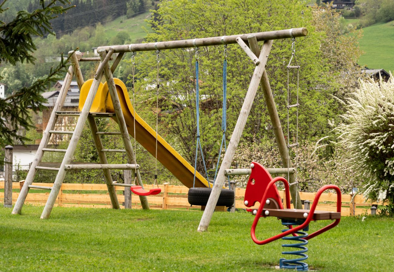 Ferienwohnung in Kaprun - Haus Katharina - Falkenwandblick