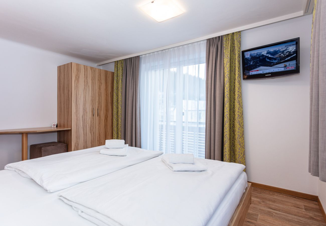 Ferienwohnung in Saalbach - Appartements Hollin - Top 2