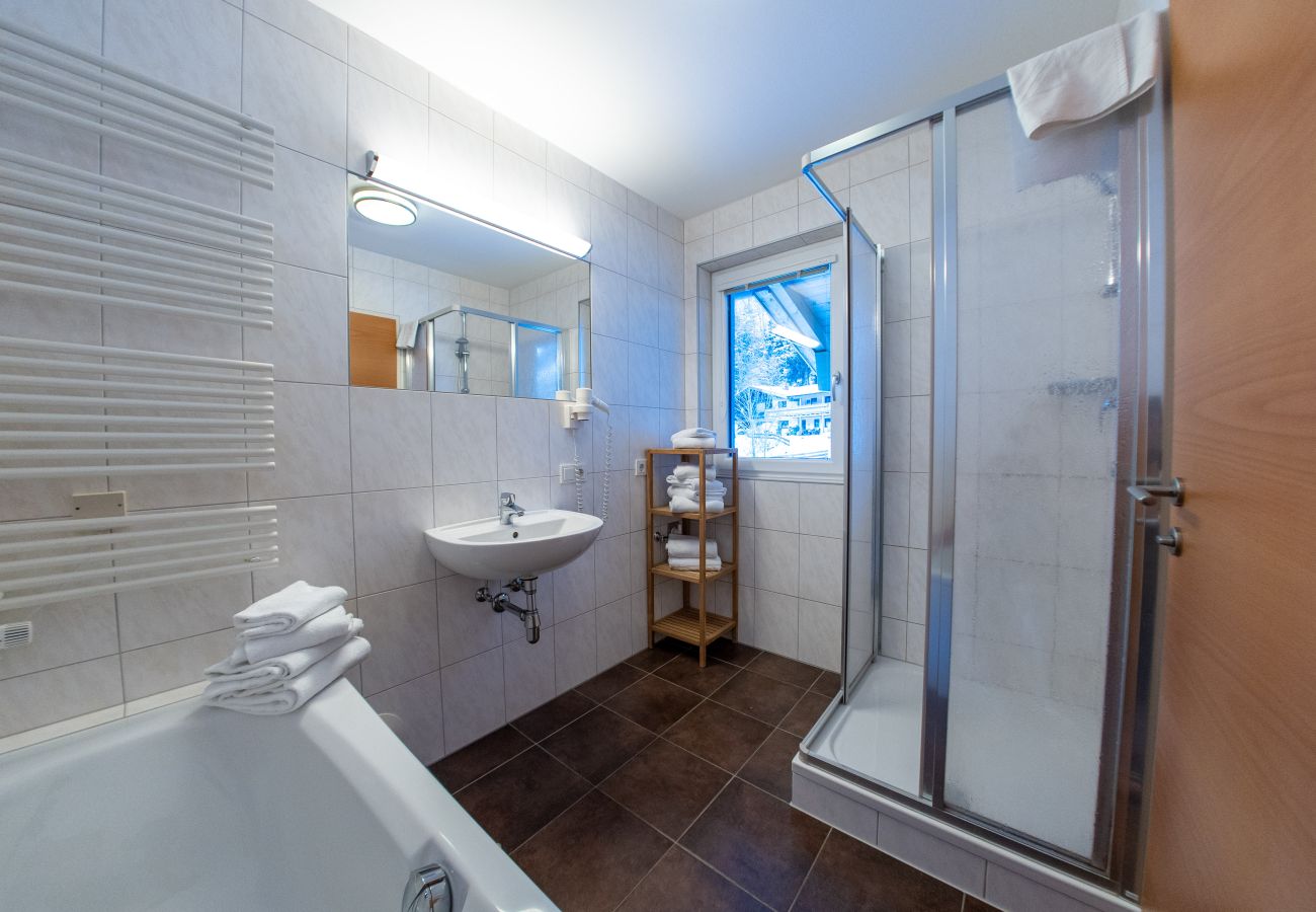 Badezimmer im Appartements MaLo by we rent in Viehhofen