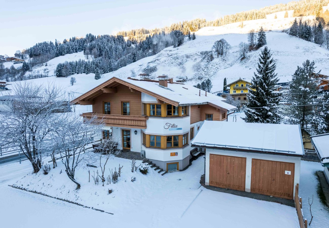 Chalet in Saalbach - Chalet Felix