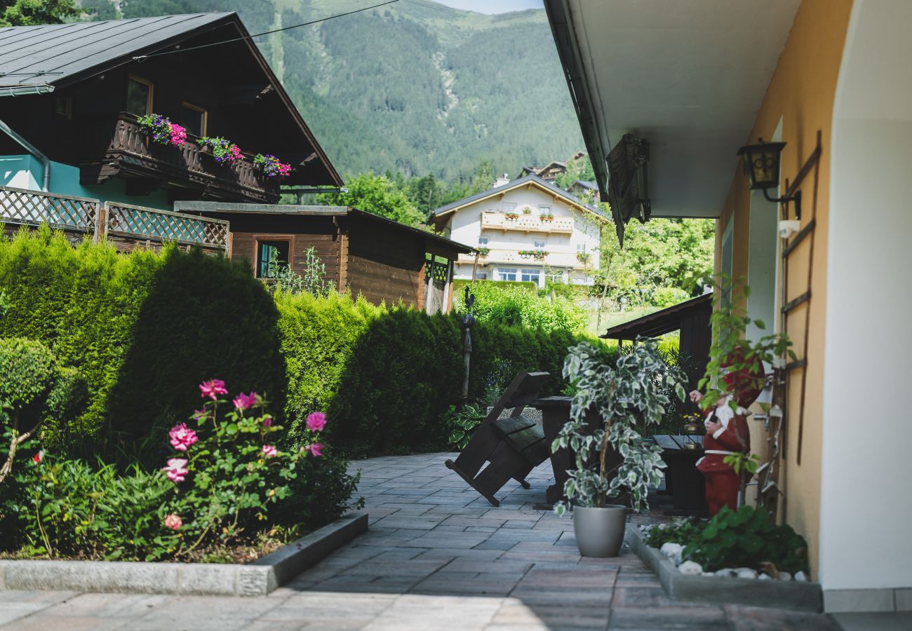 Chalet in Zell am See - Chalet Carina