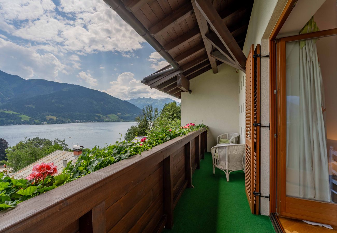 Chalet in Zell am See - Chalet Birkmayer