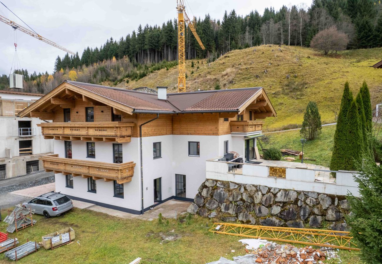 Ferienwohnung in Saalbach - Alpenglück Apartments - 1